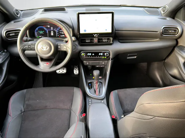 Toyota Yaris 1.5 VVT-i HSD GR Sport