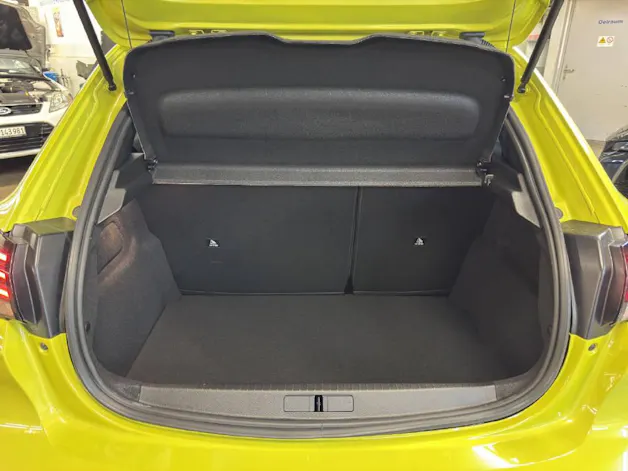 Peugeot 208 1.2 Hybrid Allure Premium