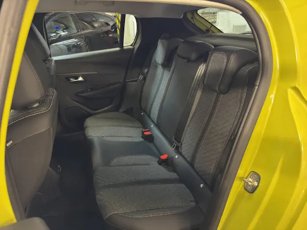 Peugeot 208 1.2 Hybrid Allure Premium