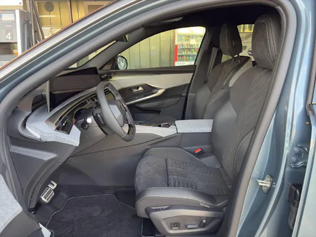 Peugeot 5008 1.2 Hybrid GT