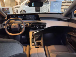 Peugeot 3008 1.2 Hybrid Allure Premium