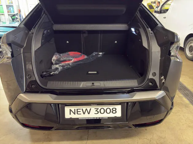 Peugeot 3008 e-Launch Edition AWD