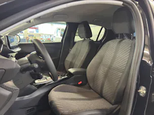Peugeot 208 1.2 Hybrid Allure Premium