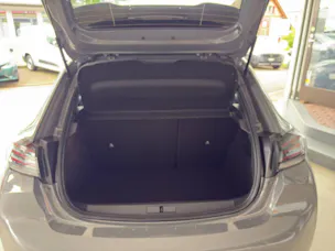 Peugeot 208 1.2 Hybrid Allure Premium