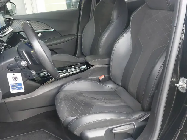 Peugeot 2008 1.2 PureTech 155 GT