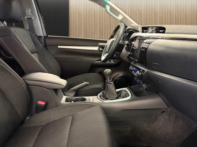 Toyota Hilux Extra Cab.-Pick-up 2.8 D-4D 204 Style