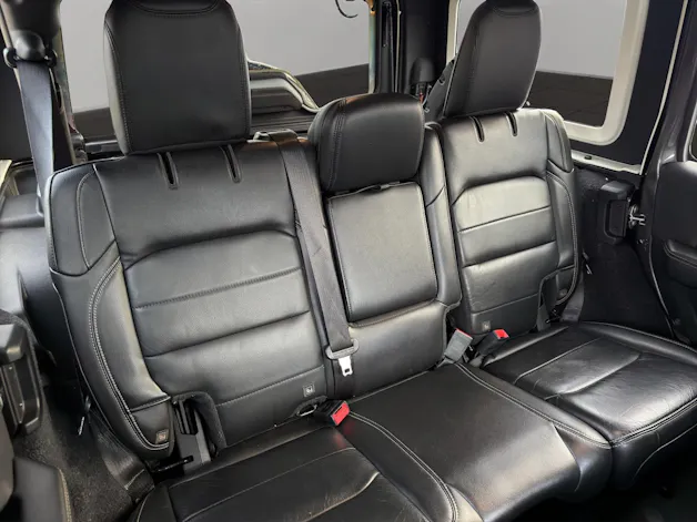 Jeep Wrangler 2.0 Unlimited Sahara Automatic