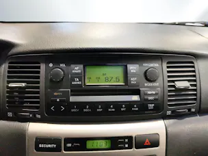 Toyota Corolla 1.6 VVT-i Linea Sol Dynamic