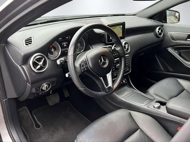 Mercedes-Benz A 250 Urban