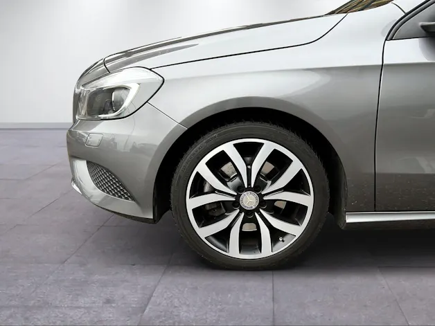 Mercedes-Benz A 250 Urban
