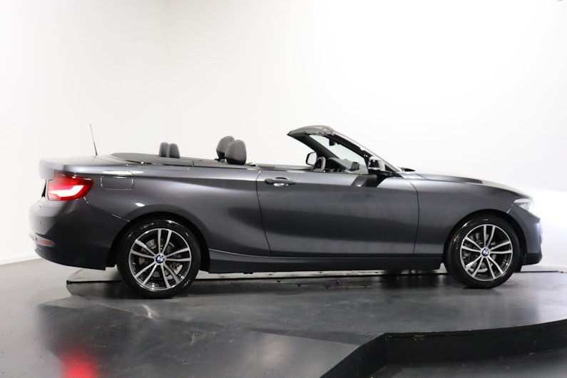 Vehicle image BMW 2 SERIES