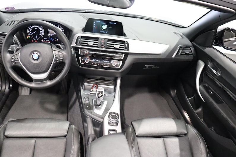 Vehicle image BMW 2 SERIES