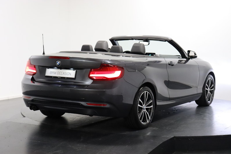 Vehicle image BMW 2 SERIES