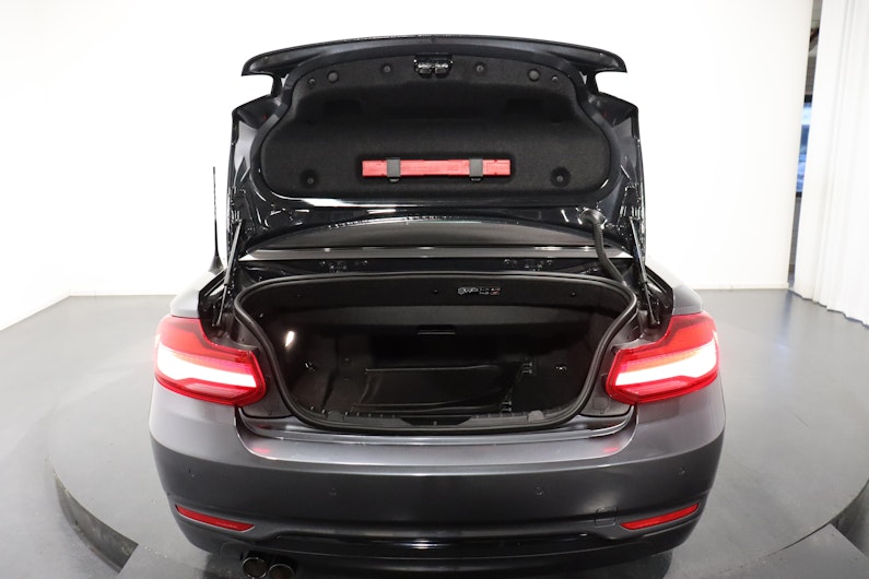 Vehicle image BMW 2 SERIES