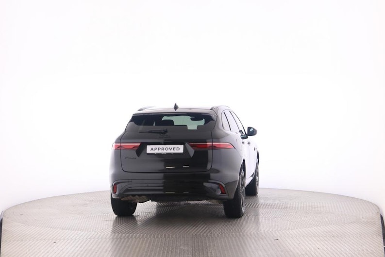 Vehicle image JAGUAR F-PACE