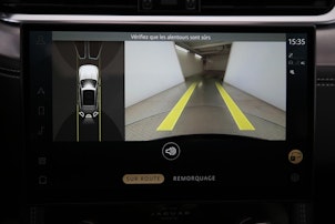 Vehicle image JAGUAR F-Pace 2.0 D I4 200 R-Dynamic SE AWD