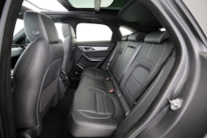 Vehicle image JAGUAR F-Pace 2.0 D I4 200 R-Dynamic SE AWD