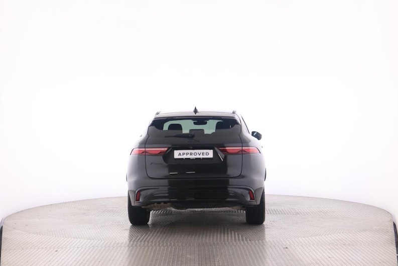 Vehicle image JAGUAR F-PACE