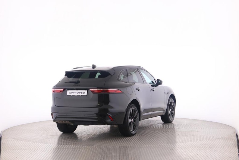 Vehicle image JAGUAR F-PACE