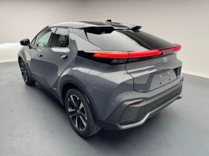 Fahrzeugbild TOYOTA C-HR 2.0 HEV Swiss Edition 4x4