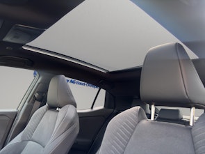 Fahrzeugbild TOYOTA C-HR+ Premium AWD