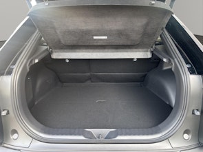 Fahrzeugbild TOYOTA C-HR+ Premium AWD