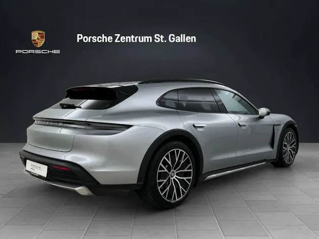 Porsche Taycan 4 Cross Turismo