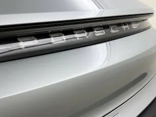 Porsche Taycan 4 Cross Turismo