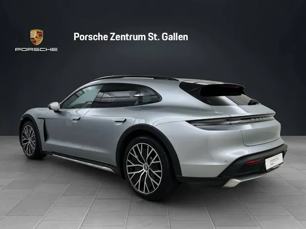 Porsche Taycan 4 Cross Turismo