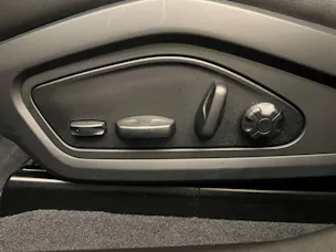 Porsche Taycan 4 Cross Turismo