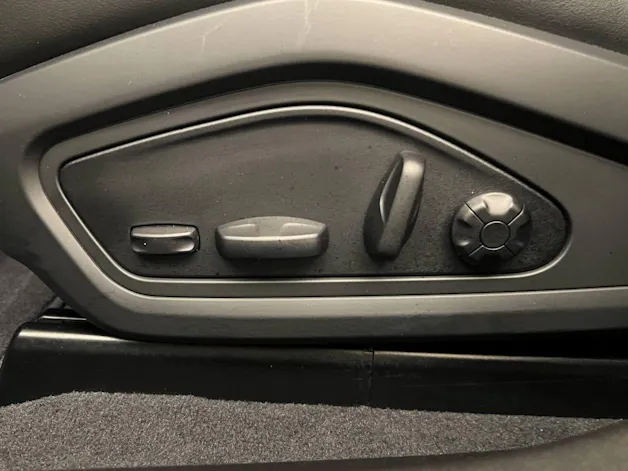 Porsche Taycan 4 Cross Turismo