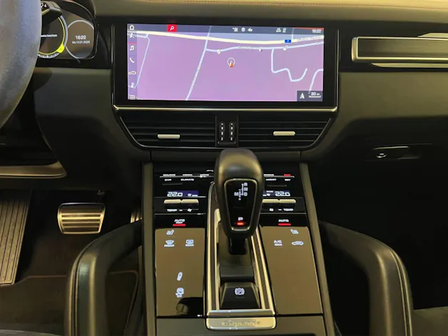 Porsche Cayenne GTS