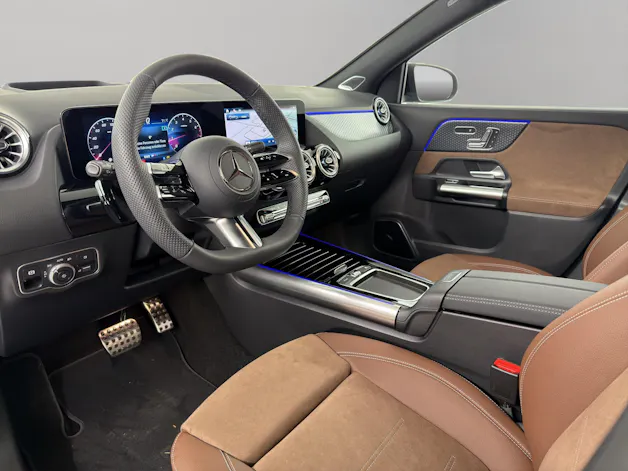 Mercedes-Benz GLA 250 Swiss Star AMG Line 4matic