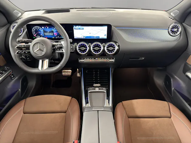 Mercedes-Benz GLA 250 Swiss Star AMG Line 4matic