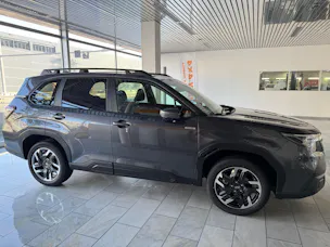 Subaru Forester Station 2.0i e-Boxer Swiss Plus