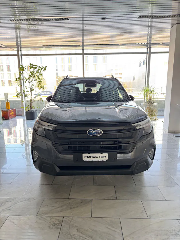 Subaru Forester Station 2.0i e-Boxer Swiss Plus