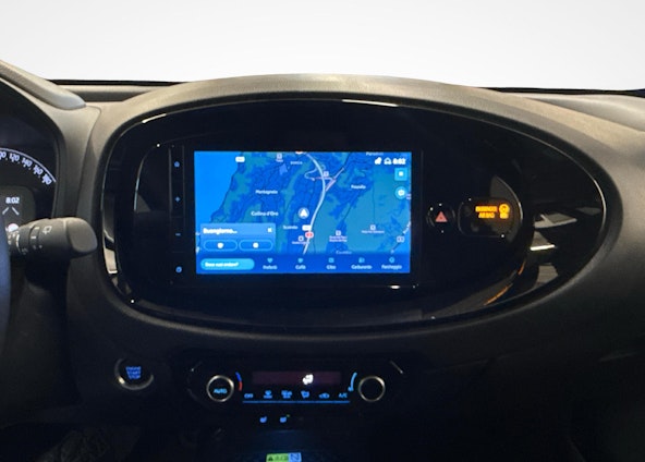 Vehicle image 12 Vehicle image 12