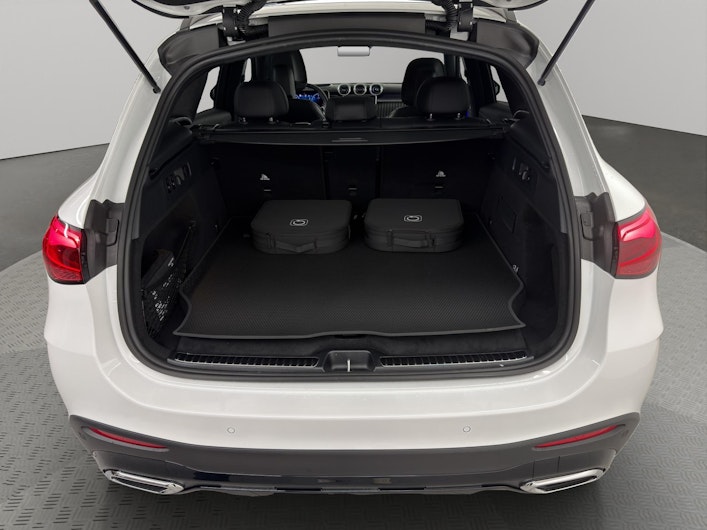 Vehicle image MERCEDES-BENZ GLC 400