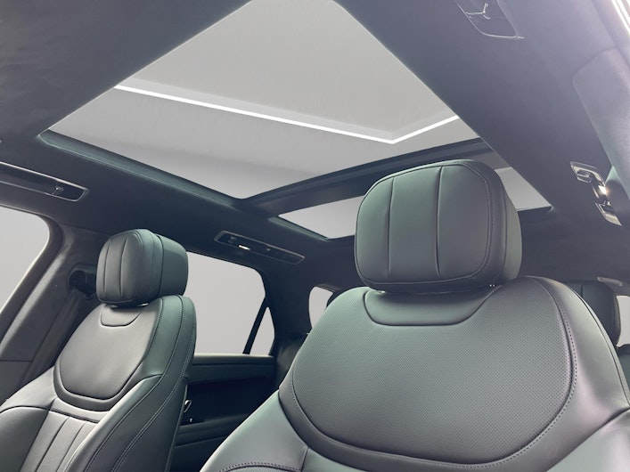 Vehicle image LAND ROVER RANGE ROVER SPORT