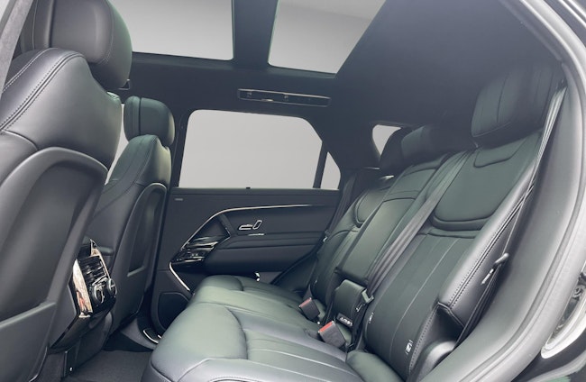 Vehicle image 8 Vehicle image 8