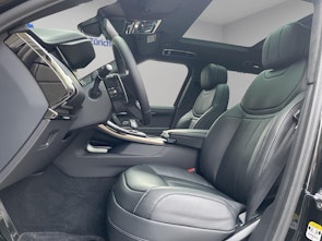 Vehicle image LAND ROVER Range Rover Sport 4.4 V8 Autobiography