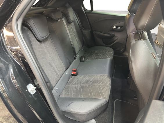 Vehicle image 8 Vehicle image 8