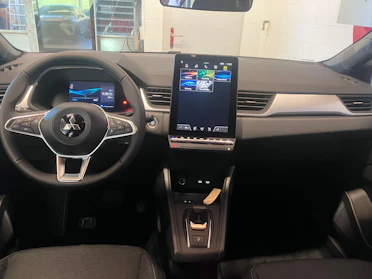 MITSUBISHI GRANDIS 7