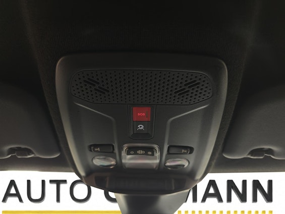 Vehicle image 13 Vehicle image 13