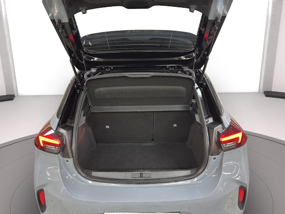 Vehicle image 14 Vehicle image 14