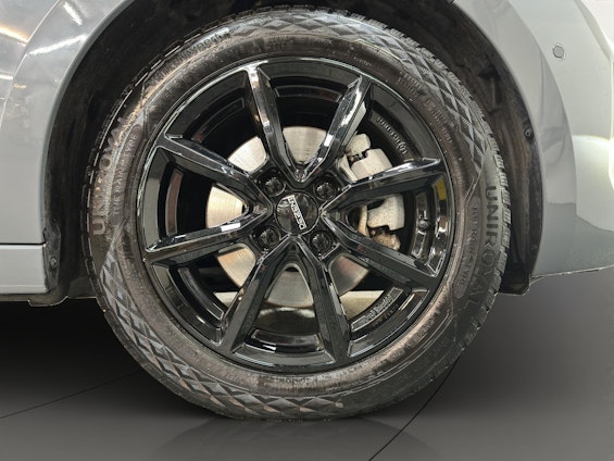 Vehicle image 15 Vehicle image 15