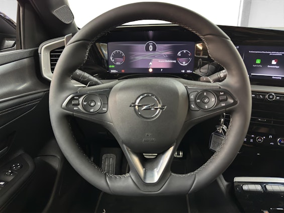 Vehicle image 10 Vehicle image 10