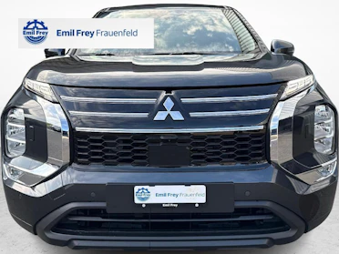 MITSUBISHI OUTLANDER 8