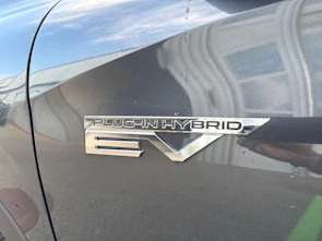 immagine del veicolo MITSUBISHI Outlander 2.4 PHEV Invite 4x4