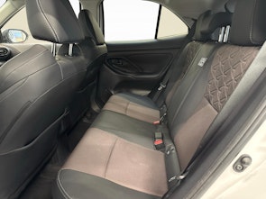 Fahrzeugbild TOYOTA Yaris Cross 1.5 VVT-i HSD Elegant AWD-i